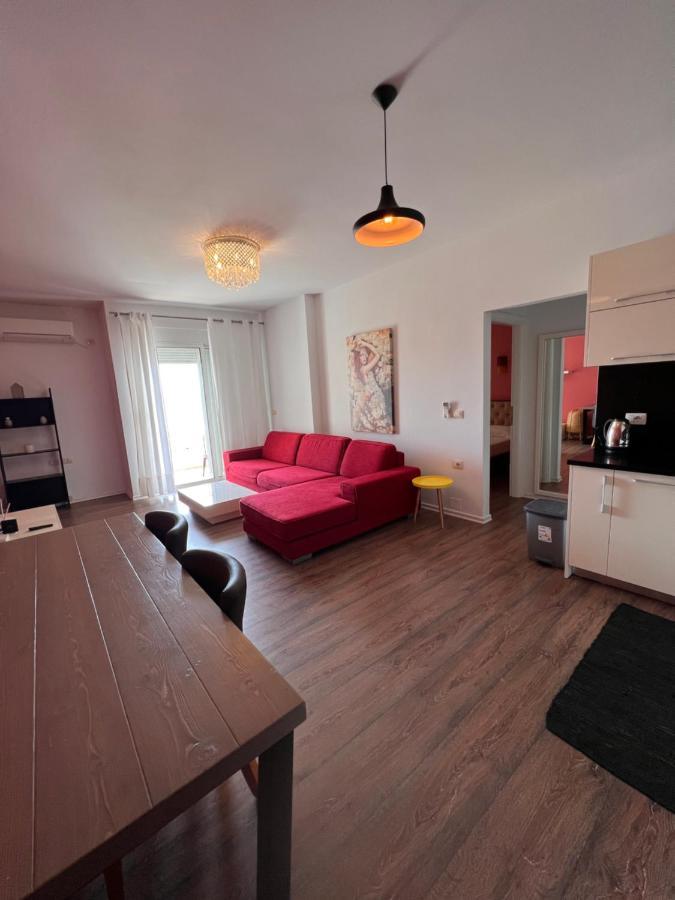 Hard Rock Apartments Sarandë Buitenkant foto