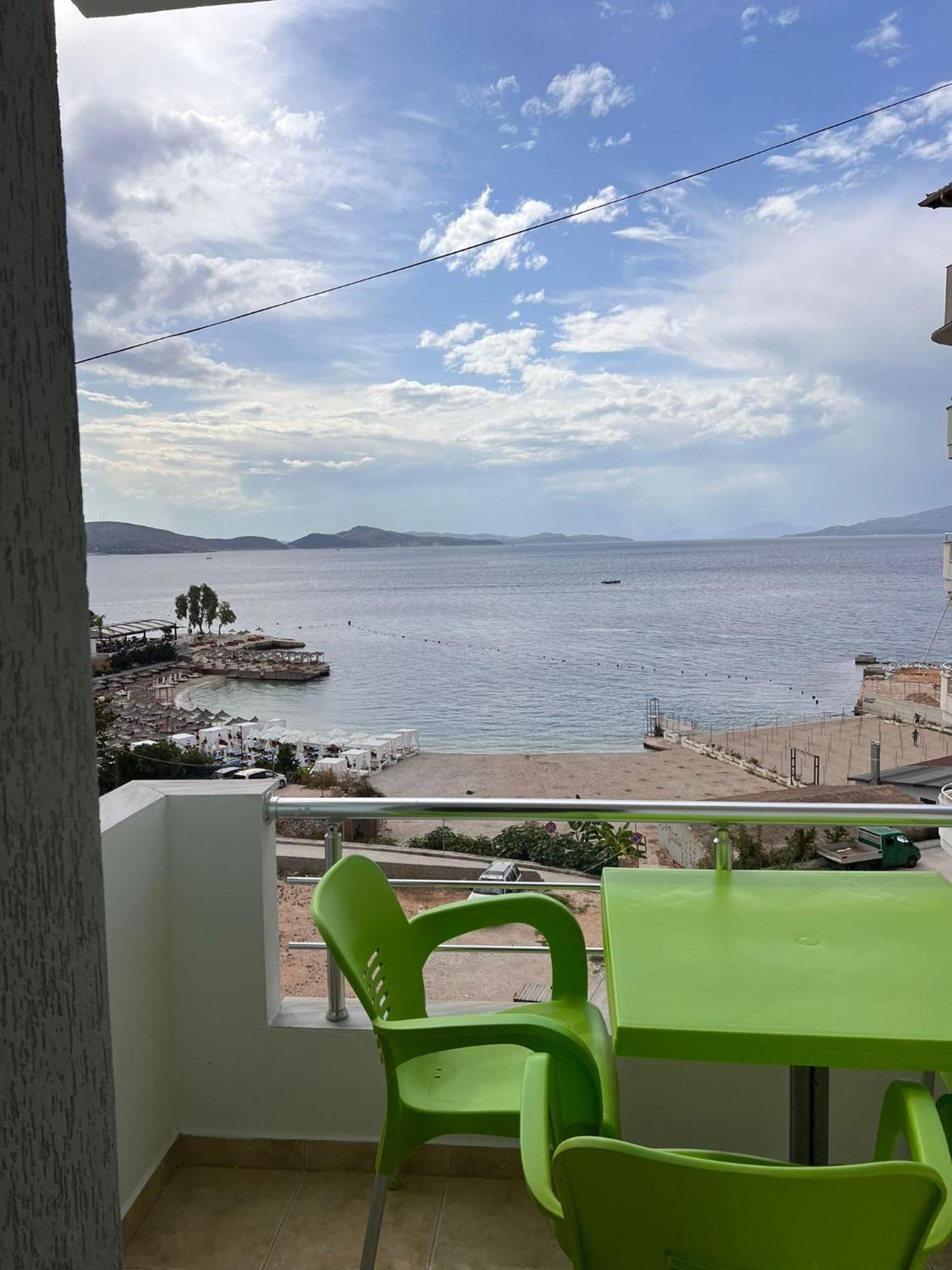 Hard Rock Apartments Sarandë Buitenkant foto